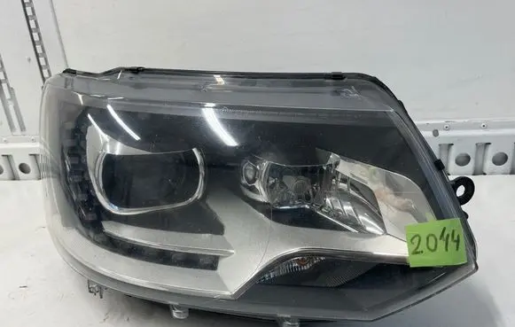 Volkswagen Transporter - Caravelle T5 Headlight/headlamp 030125327200 LE10A6232