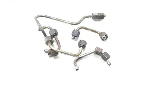 Fuel injector supply line/pipe
