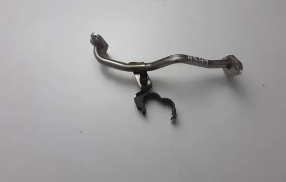 Toyota Yaris EGR valve line/pipe/hose 2561221010