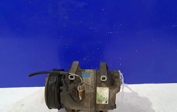 Volvo V70 Air conditioning (A/C) compressor (pump) 8708581 36001066