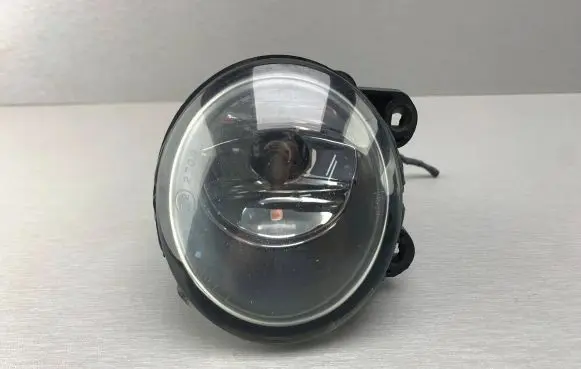 BMW X5 E53 Front fog light 63176920885 6920885