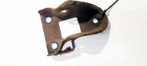 Subaru Forester SG Bracket in trunk/boot 