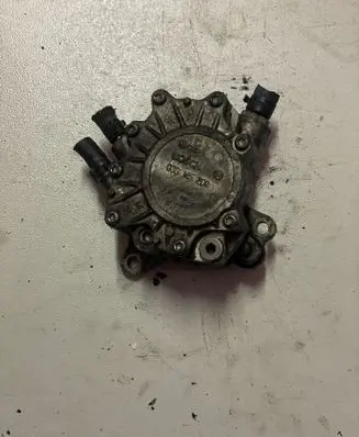 Mitsubishi Outlander Vacuum pump 03G145209D 131011