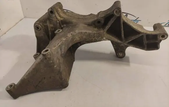 Generator/alternator bracket