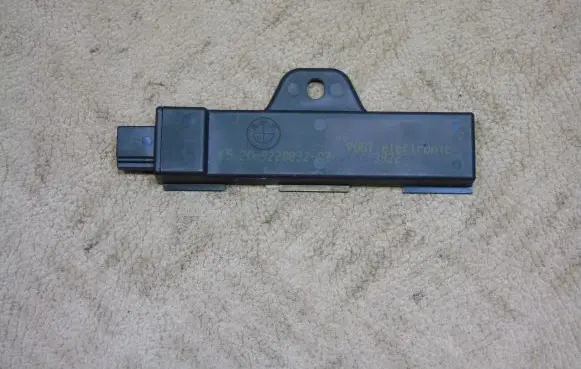 BMW 7 F01 F02 F03 F04 Keyless system antenna 9220832