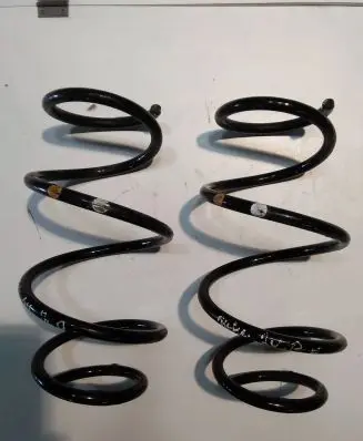 Nissan Juke I F15 Front coil spring