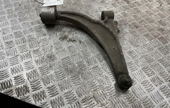 Opel Astra J Front lower control arm/wishbone