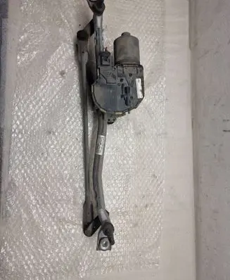 Audi A8 S8 D4 4H Front wiper linkage and motor 4H1955119C 1104282200 3397021381