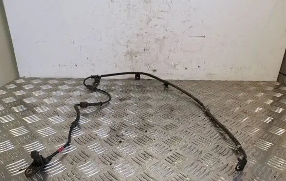 Hyundai Santa Fe ABS brake wheel speed sensor 956712W000
