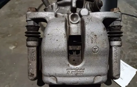Mercedes-Benz GLA W156 Rear brake caliper 32346034