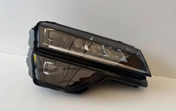 Skoda Karoq Headlight/headlamp 57B941016D