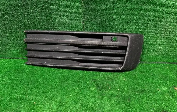Volkswagen Multivan T6 Front bumper lower grill 7E5853684