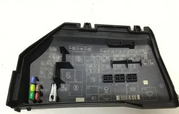 Jaguar E-Pace Fuse box cover J9C314A076AA