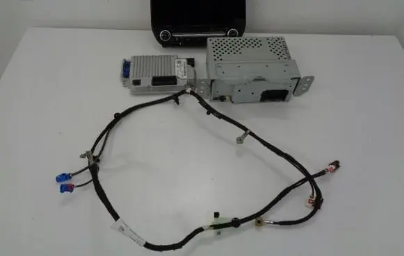 Ford Fiesta Radio/CD/DVD/GPS head unit H1BT-18C815-VV