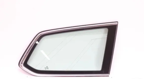 Volkswagen PASSAT B8 Rear side window 3G98452975784453
