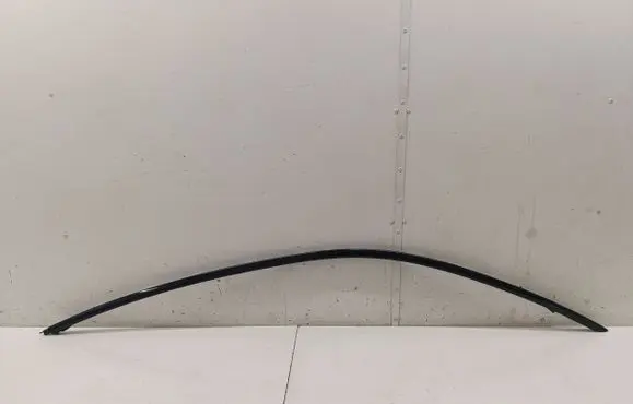 Roof trim bar molding cover