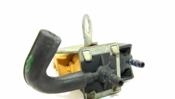 Mercedes-Benz E W211 Vacuum valve 5.27931.01