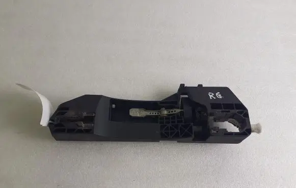 Lancia Delta Rear door exterior handle/bracket 242566
