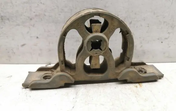 Muffler mount bracket/holder