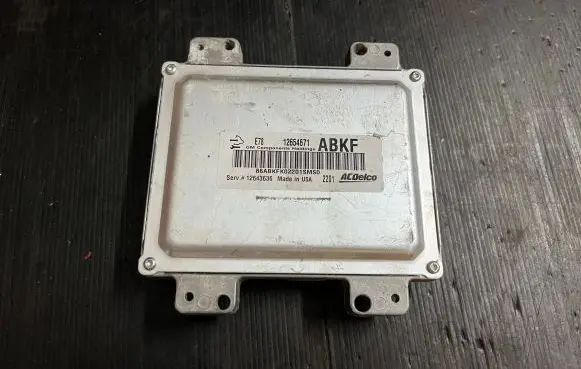 Chevrolet Volt I Engine control unit/module 12654671