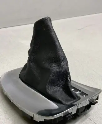 Opel Insignia A Gear shifter surround trim plastic 13252047 565537081 112102449