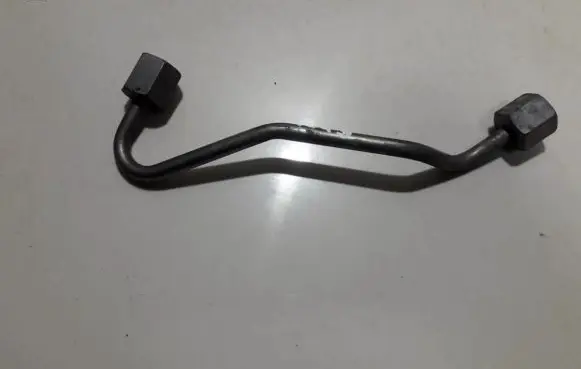 Mercedes-Benz C AMG W204 Fuel line/pipe/hose 