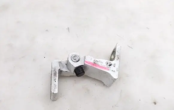Skoda Superb B8 (3V) Rear door lower hinge 8X0831404E