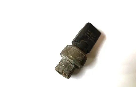 Air conditioning (A/C) pressure sensor