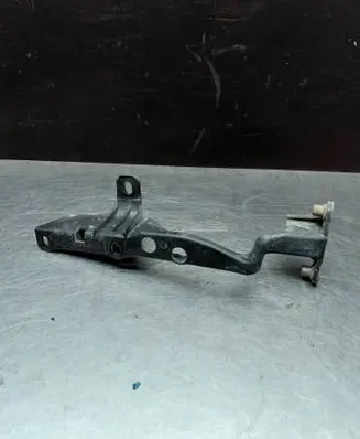 Porsche Cayenne (9PA) Headlight/headlamp mounting bracket 7L0805734