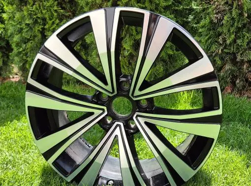 Volkswagen Arteon R18 alloy rim 3G8601025F