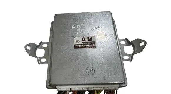 Subaru Forester SG Engine control unit/module 22611AM030 6617 A18000R7L