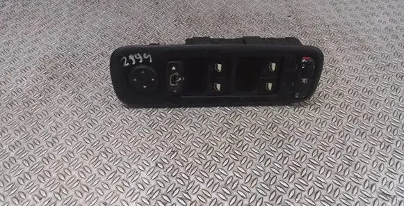 Peugeot 807 Electric window control switch 53269704
