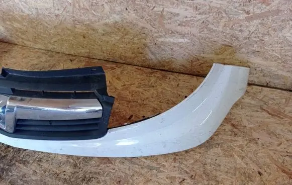 Opel Vivaro Front bumper