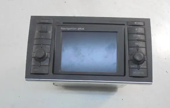 Audi A4 S4 B6 8E 8H HiFi Audio sound control unit 8E0035192B