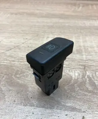 Hyundai Trajet Fog light switch 937303A000