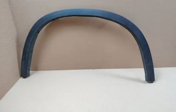 BMW X1 E84 Front arch trim 2990166