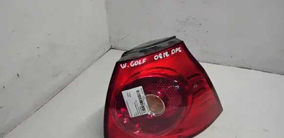Volkswagen Golf V Rear/tail lights