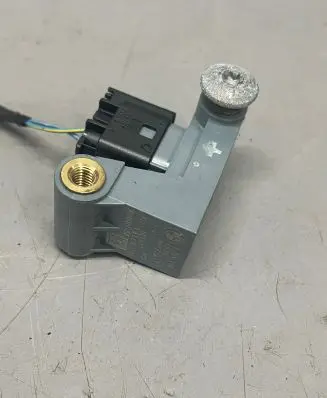 BMW 5 F10 F11 Airbag deployment crash/impact sensor 9159314 270411 001634
