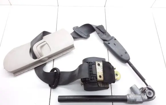 Renault Megane II Front seatbelt 804889 3110S0223