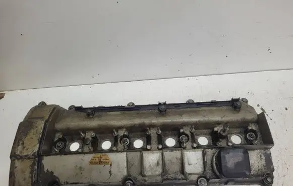 BMW 5 E34 Rocker cam cover 17381759