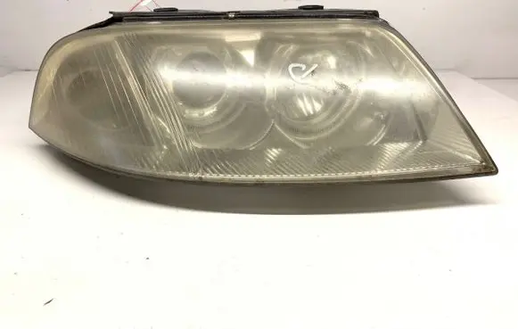 Volkswagen PASSAT B5.5 Headlight/headlamp