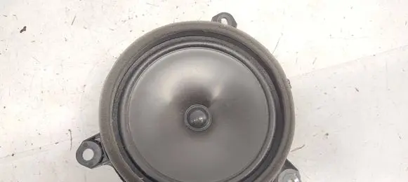 Toyota RAV 4 (XA50) Front door speaker 861601A210 V78TLV2