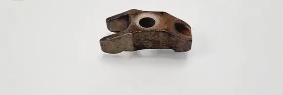 Volkswagen PASSAT B5 Fuel Injector clamp holder 