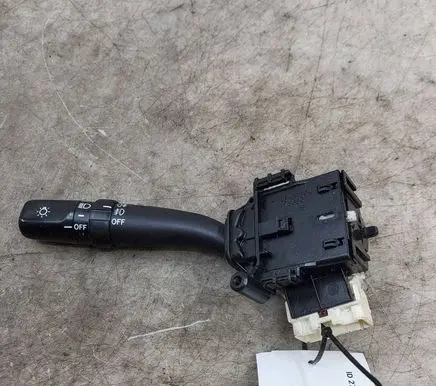 Toyota Avensis T250 Indicator stalk 173650