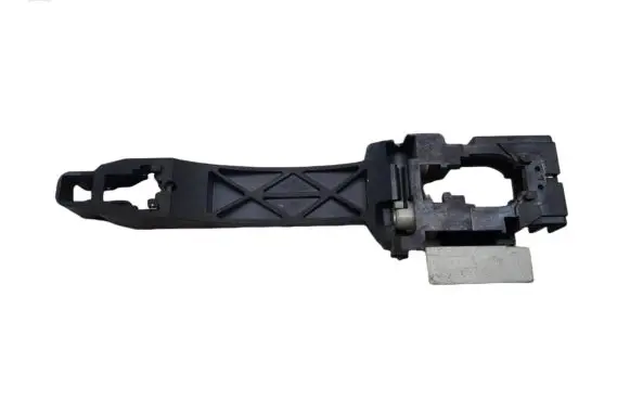 Rear door exterior handle/bracket