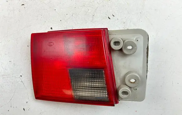 Tailgate rear/tail lights