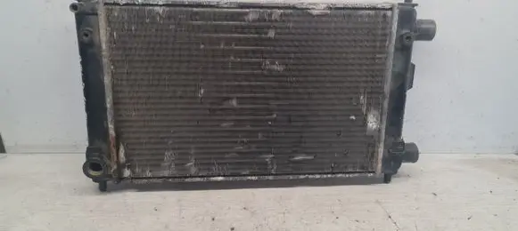 Volkswagen Polo II 86C 2F Coolant radiator 37835897G TA37835897G