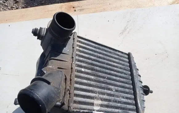 Fiat Punto (188) Intercooler radiator 46764253 1701812
