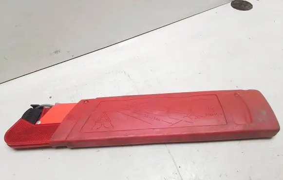 Ford Mondeo Mk III Emergency warning sign 27R03278