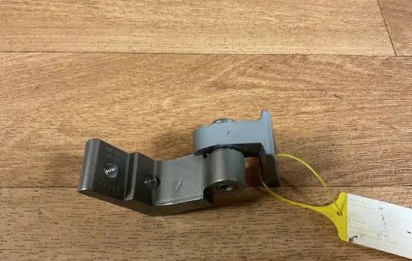 Audi A6 S6 C6 4F Rear door upper hinge